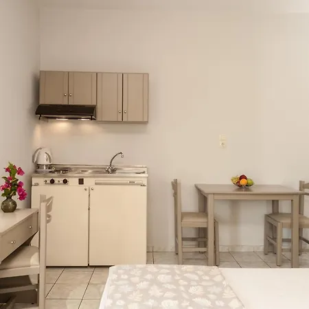 Niriis Aparthotel *