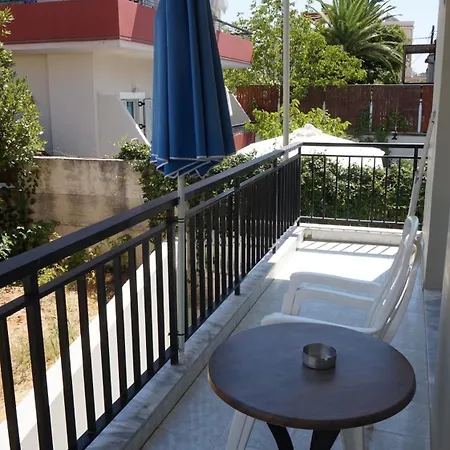 Niriis Aparthotel *